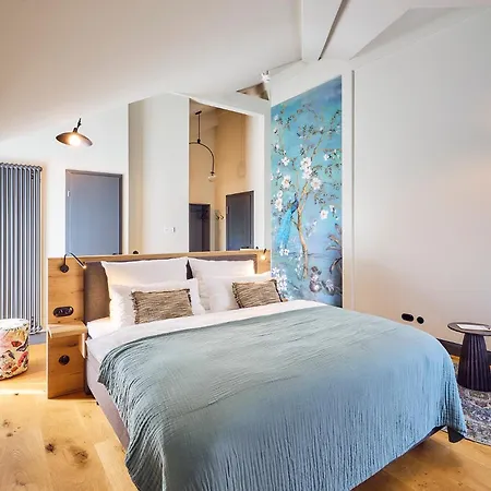 Lahneck Hotel *